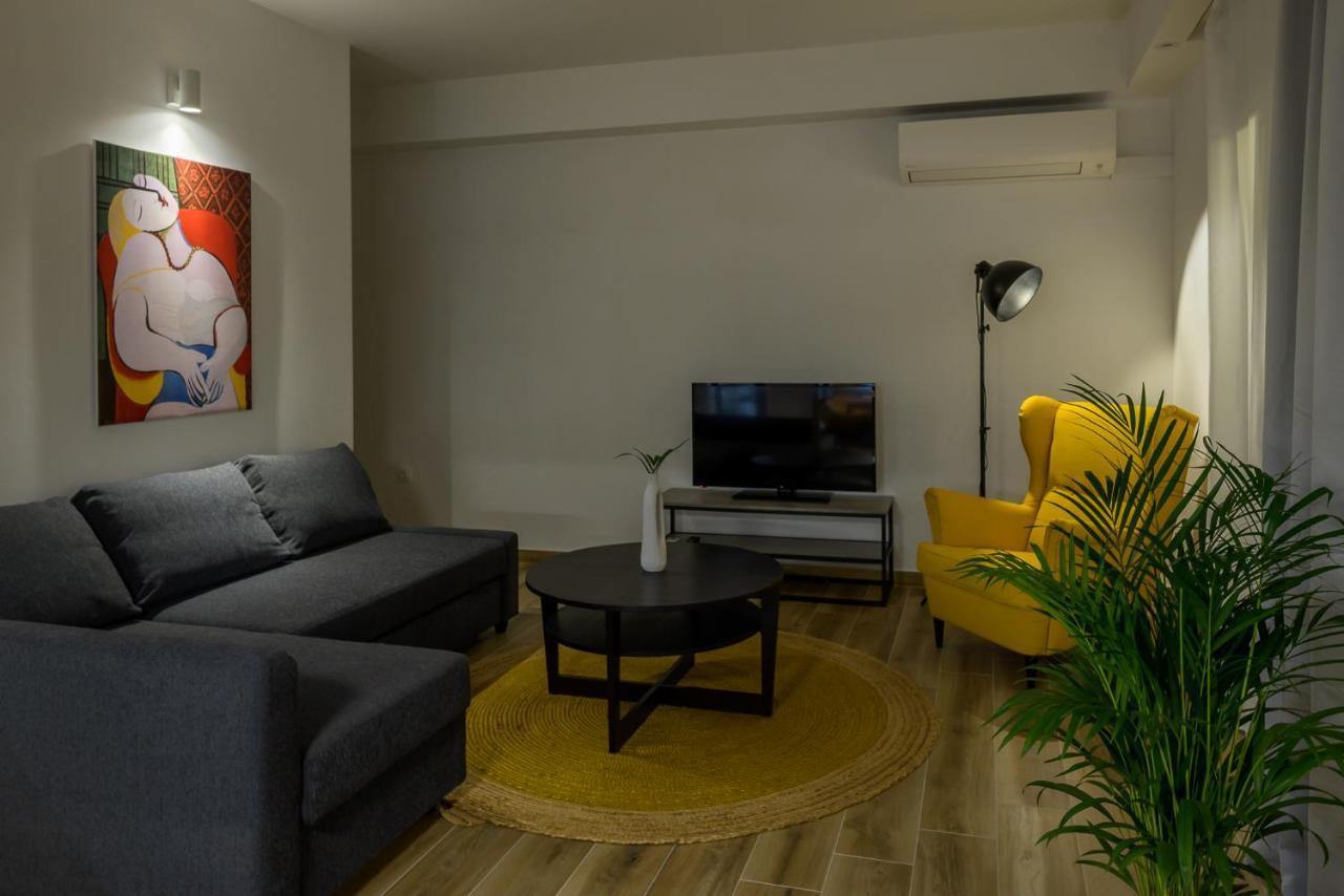 Alyvia Central Apartment 1 이오아니아 외부 사진