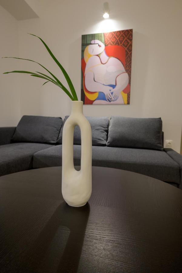 Alyvia Central Apartment 1 이오아니아 외부 사진